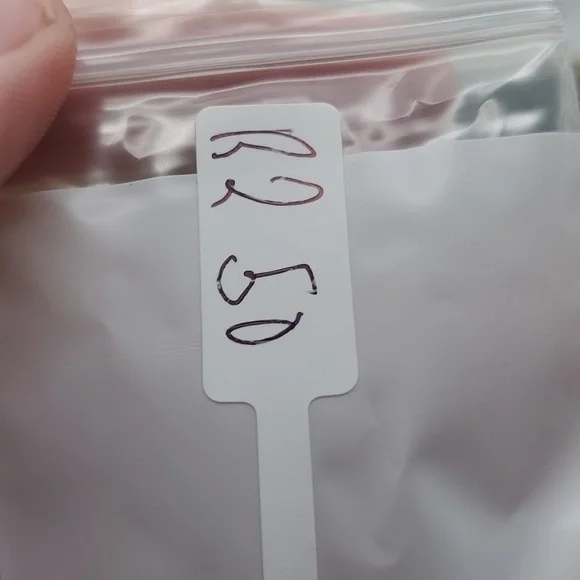 Stunning Emerald glass collectors avon ring size 8 R250 - Picture 5 of 5